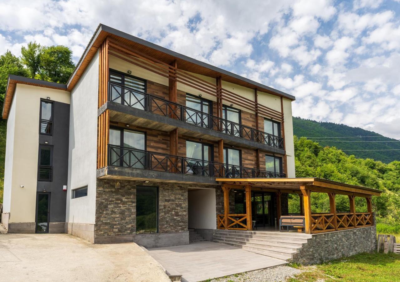 Hotel Latveli Mestia Zewnętrze zdjęcie