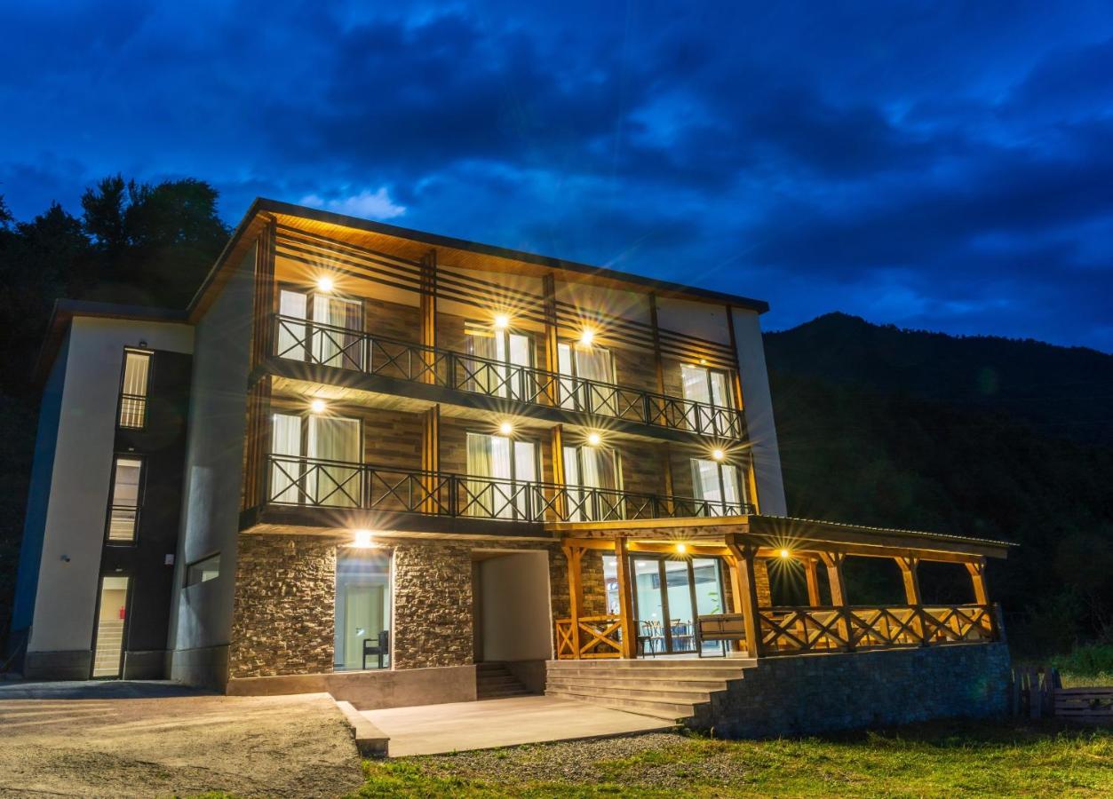 Hotel Latveli Mestia Zewnętrze zdjęcie